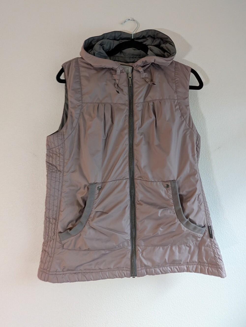Prana Insulated Hooded Vest (M)